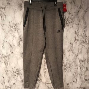 NWT NIKE JOGGERS